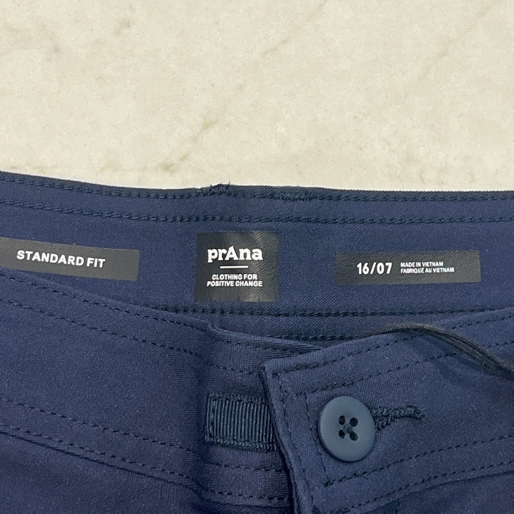 Prana NEW Womens Halle Short II Blue 16 x 7" Gorpcore Outdoor Stretch UPF Travel - Picture 9 of 12